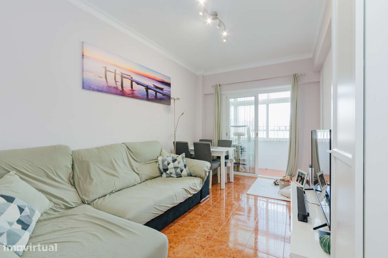 Apartamento 3 assoalhadas R/C-6