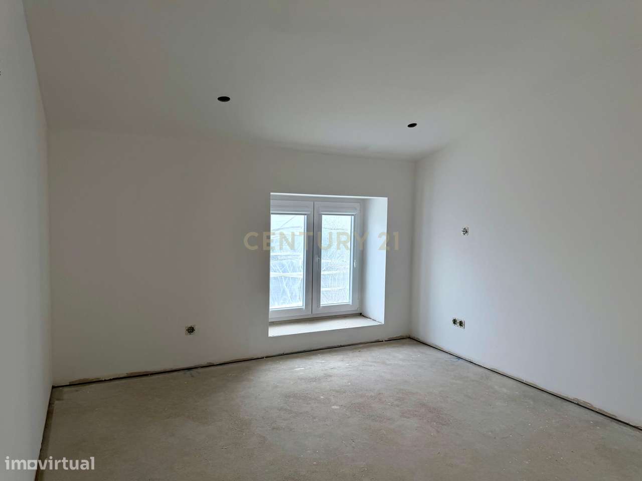 Moradia T3 totalmente remodelada | Lote 1.933m² | Alhadas, Figueira da-12