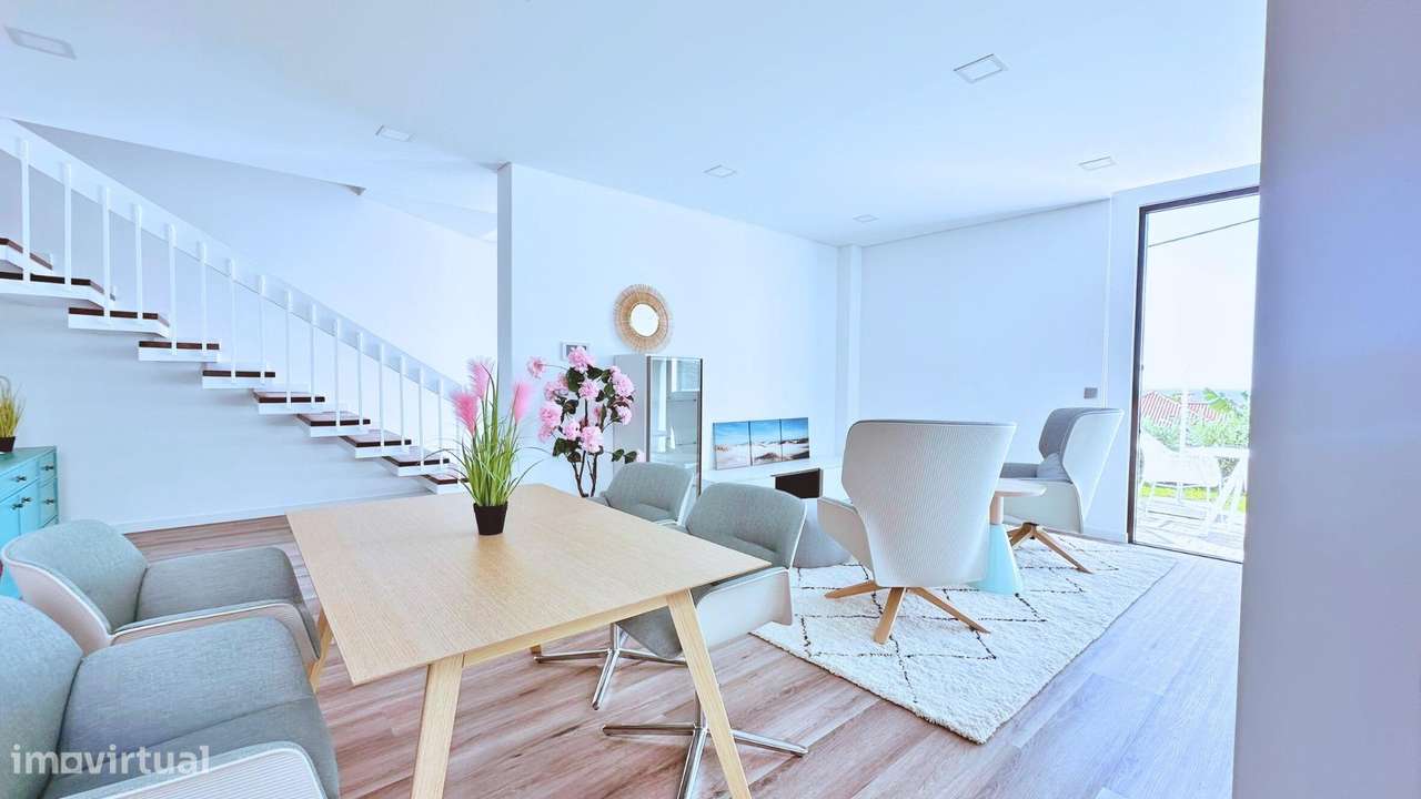 Moradia Contemporânea com Vista Atlântica no Funchal - Grande imagem: 5/41