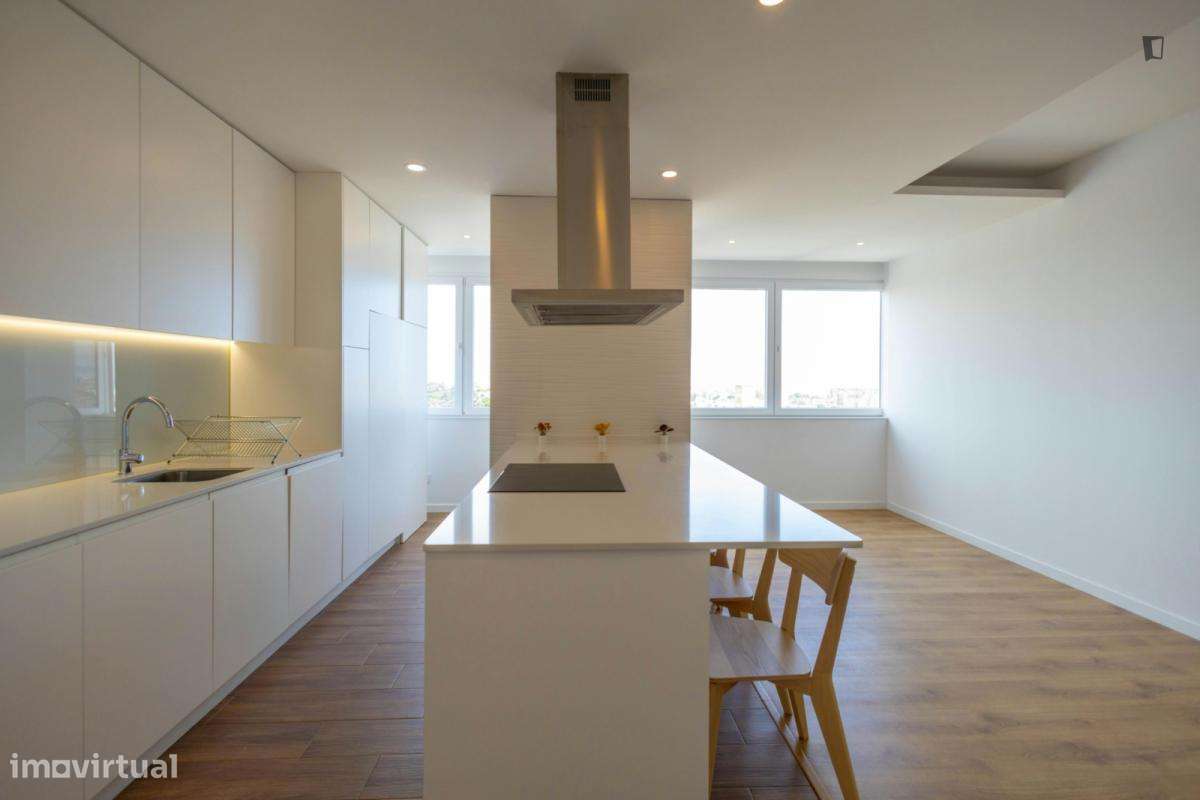 Quarto - localizado em Olaias Lisbon - Grande imagem: 5/9