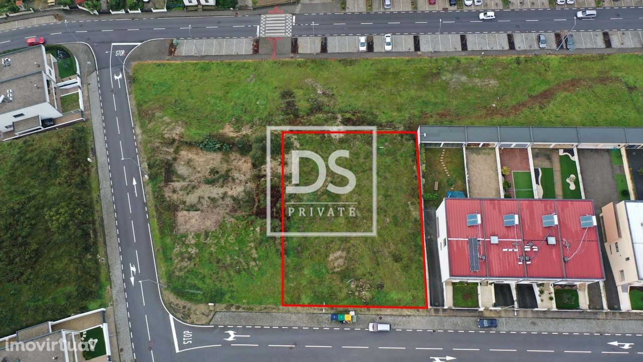 Lote de terreno com projeto aprovado em Lousada