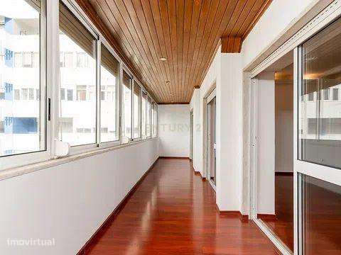 Arrendamento de apartamento T5 no Centro de Almada - Grande imagem: 5/39