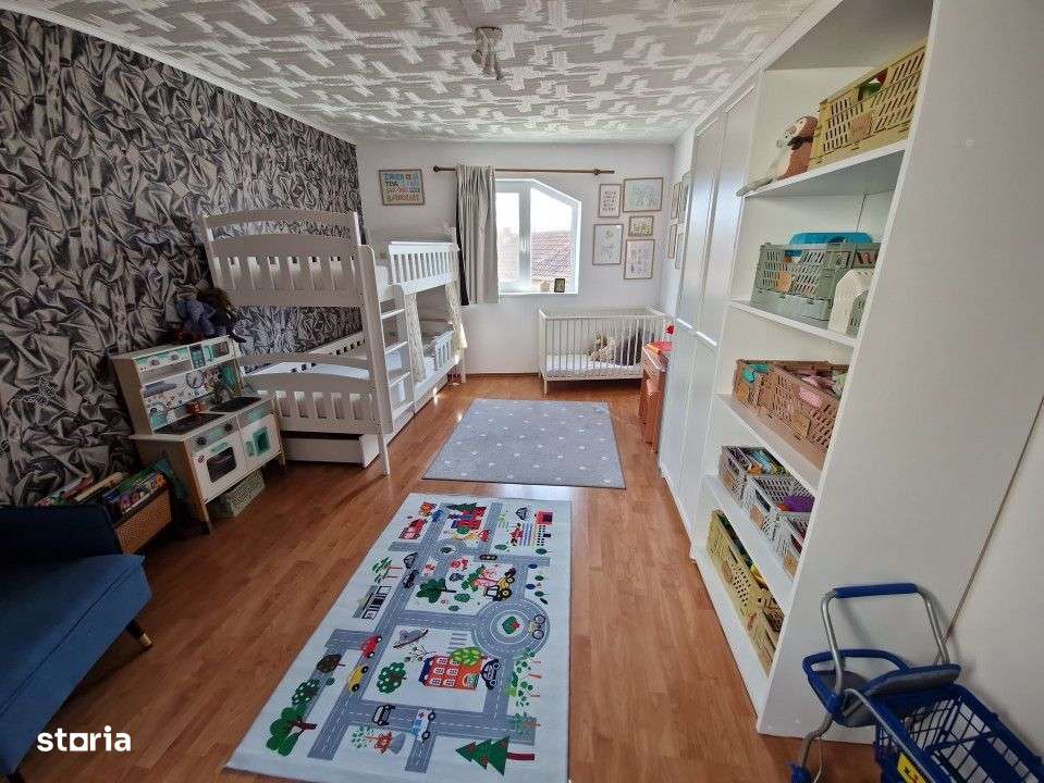 Casa de vanzare cu 3 dormitoare, Iosia, Oradea-12