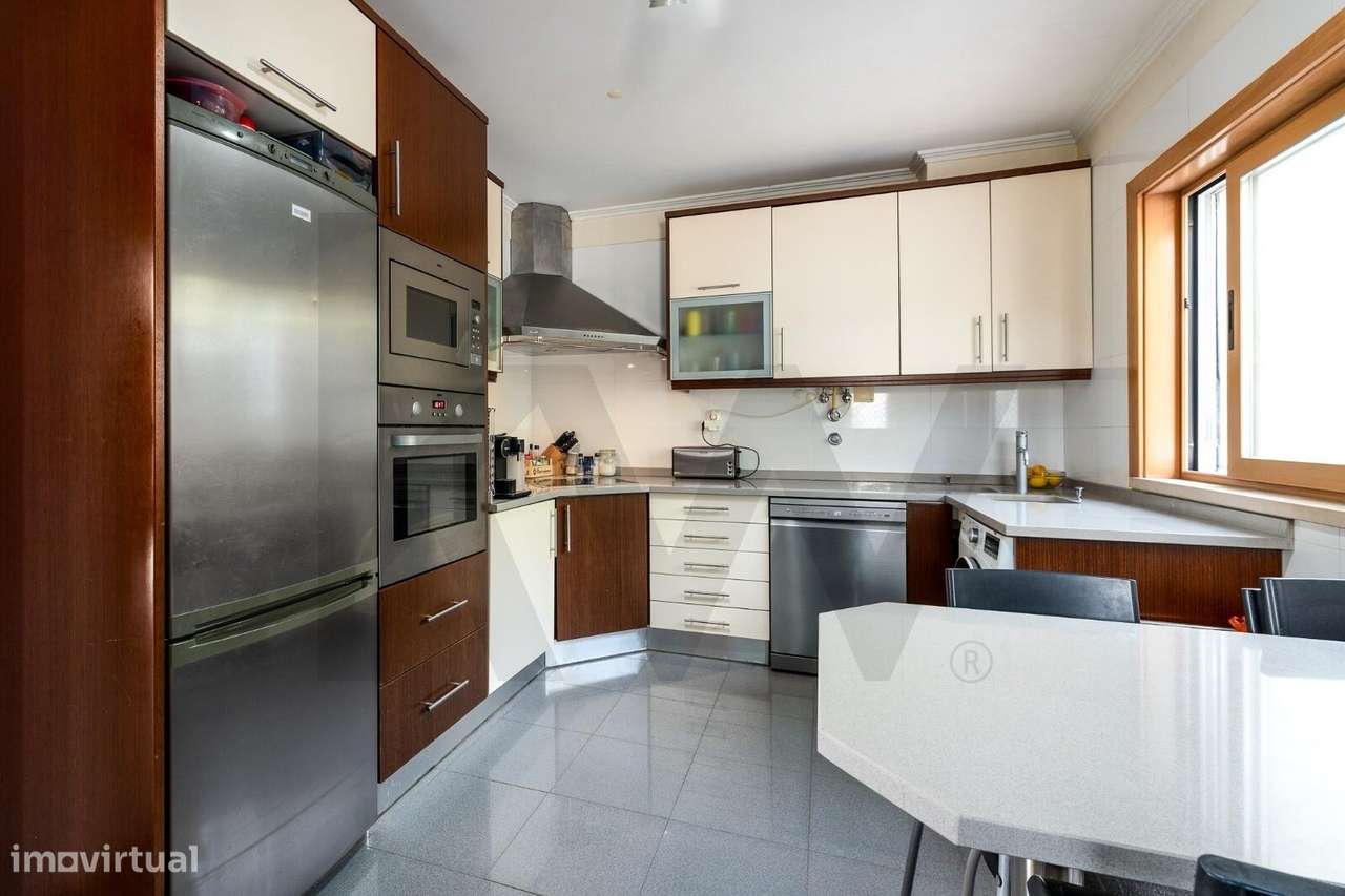 Moradia T3+2 com Vista Privilegiada a 3 Minutos da Vila da Ericeira - Grande imagem: 5/38