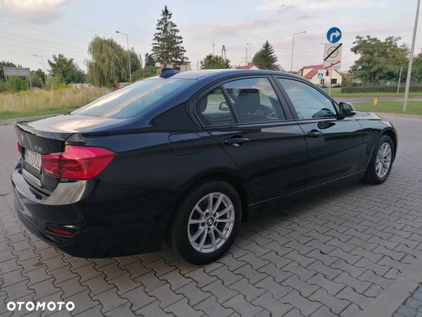 BMW Seria 3 318i Advantage - 5