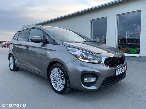 Kia Carens 1.6 GDI Dream-Team Edition - 4