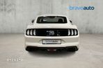 Ford Mustang 5.0 V8 GT - 4