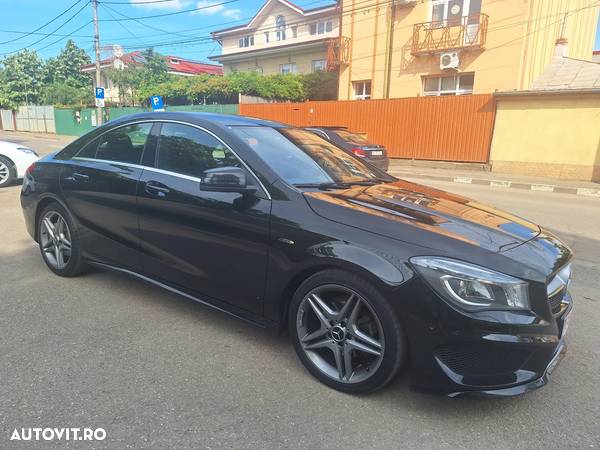 Mercedes-Benz CLA 200 CDI 7G-DCT AMG Line - 12