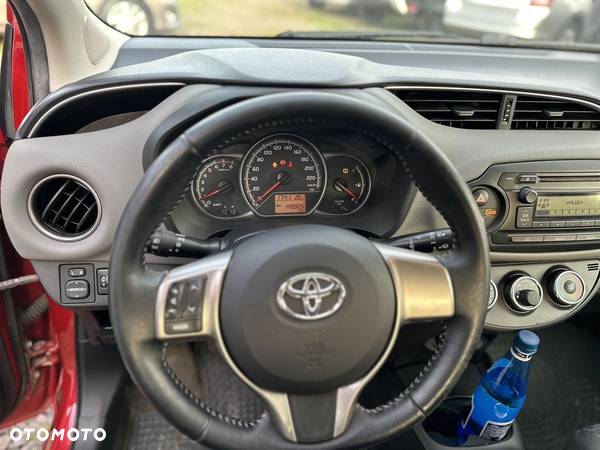 Toyota Yaris 1.0 Active - 13