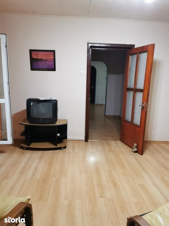 Apartament 4 camere Rahova ( Margeanului ) - centrala termica