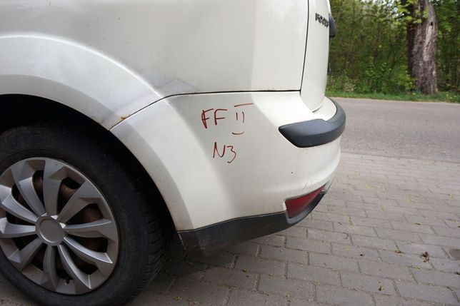 alt