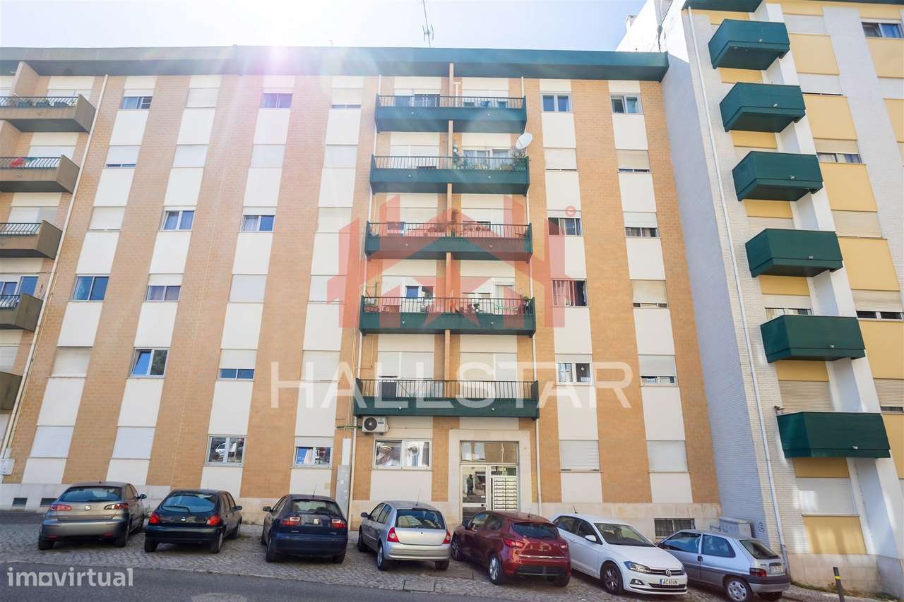 Apartamento T2 / Rentabilidade / Av. Marquês de Pombal-13
