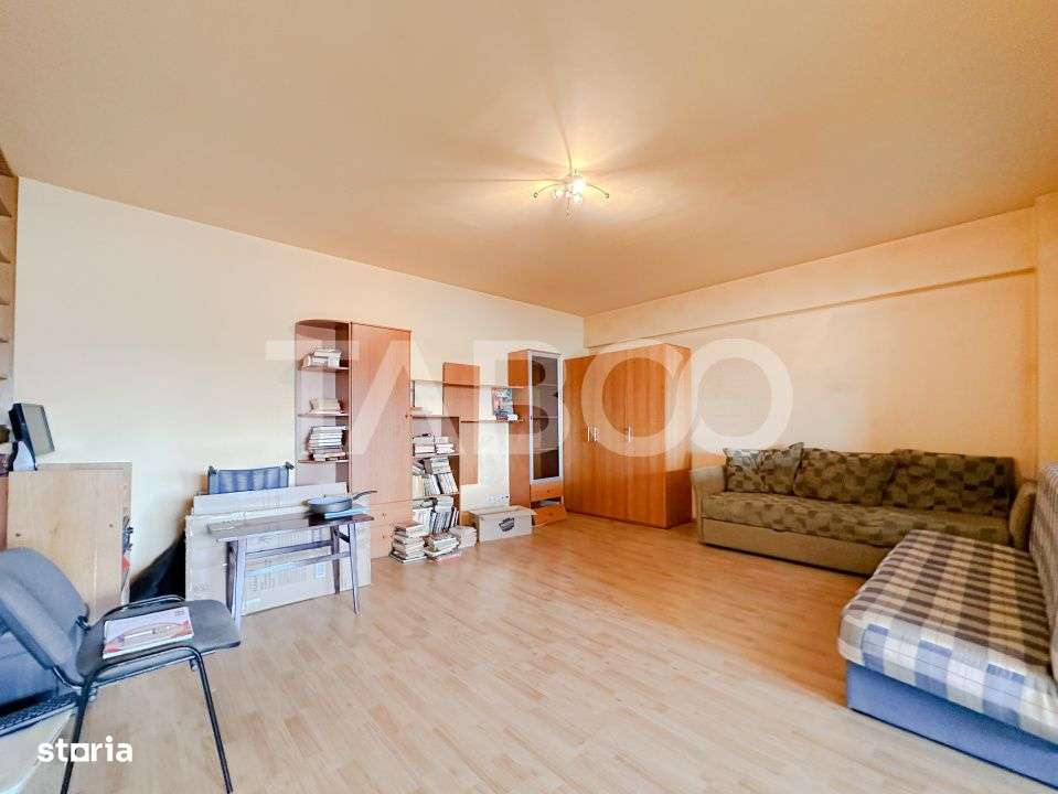 De vanzare apartament cu 3 camere zona strazii Nasaud Marasti - Imagine principală: 2/10