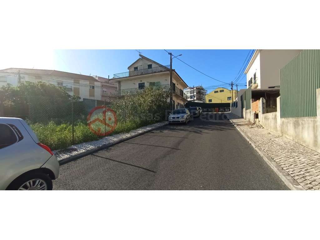 Terreno para construção de moradia isolada, na Pontinha - Grande imagem: 4/11