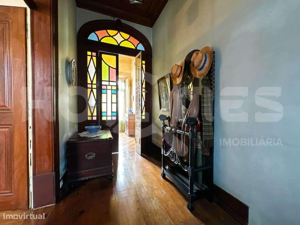 Moradia Secular de Charme | Casa + Jardim + Anexos | Potencial Hote...-20