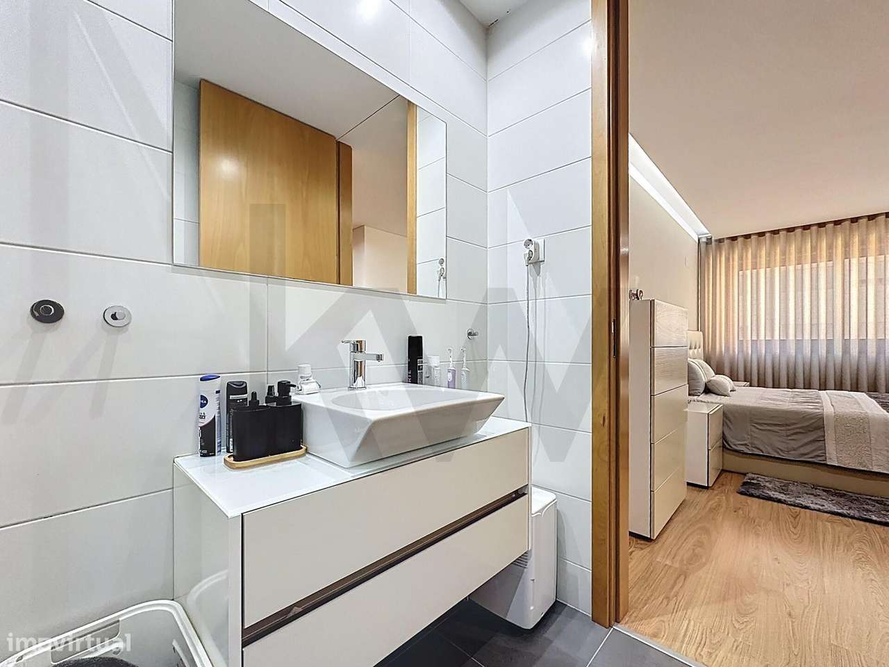 Apartamento T2 c/ Garagem Fechada em Perfeito Estado- Urbanização Pass-22