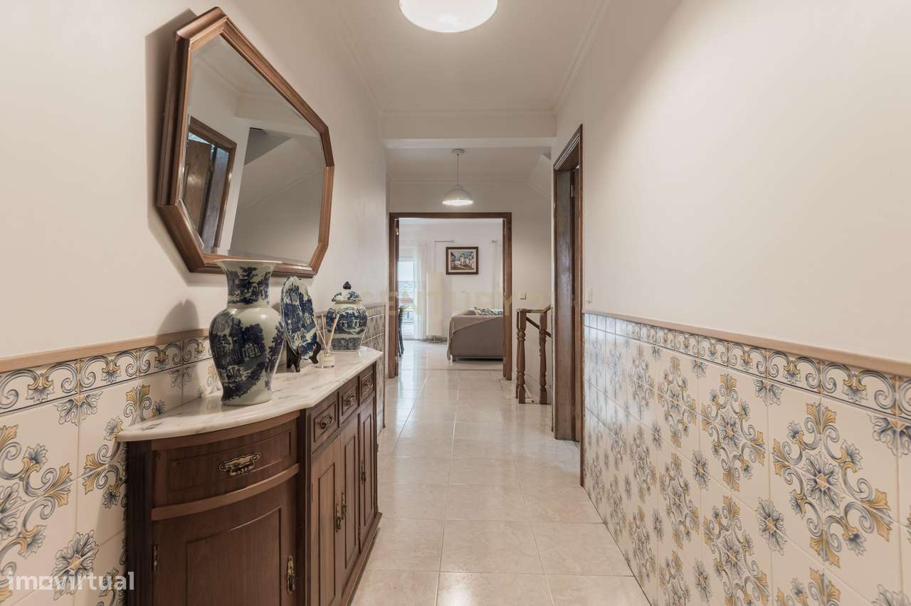 Moradia T3 de Charme no Bairro da Encarnação-7