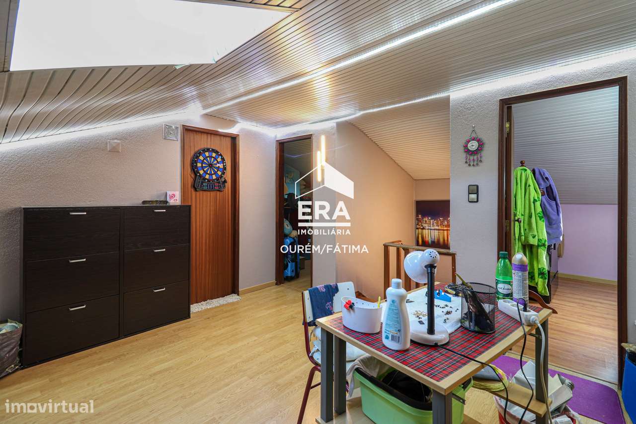 Apartamento T3+2 Duplex, com garagem fechada-31