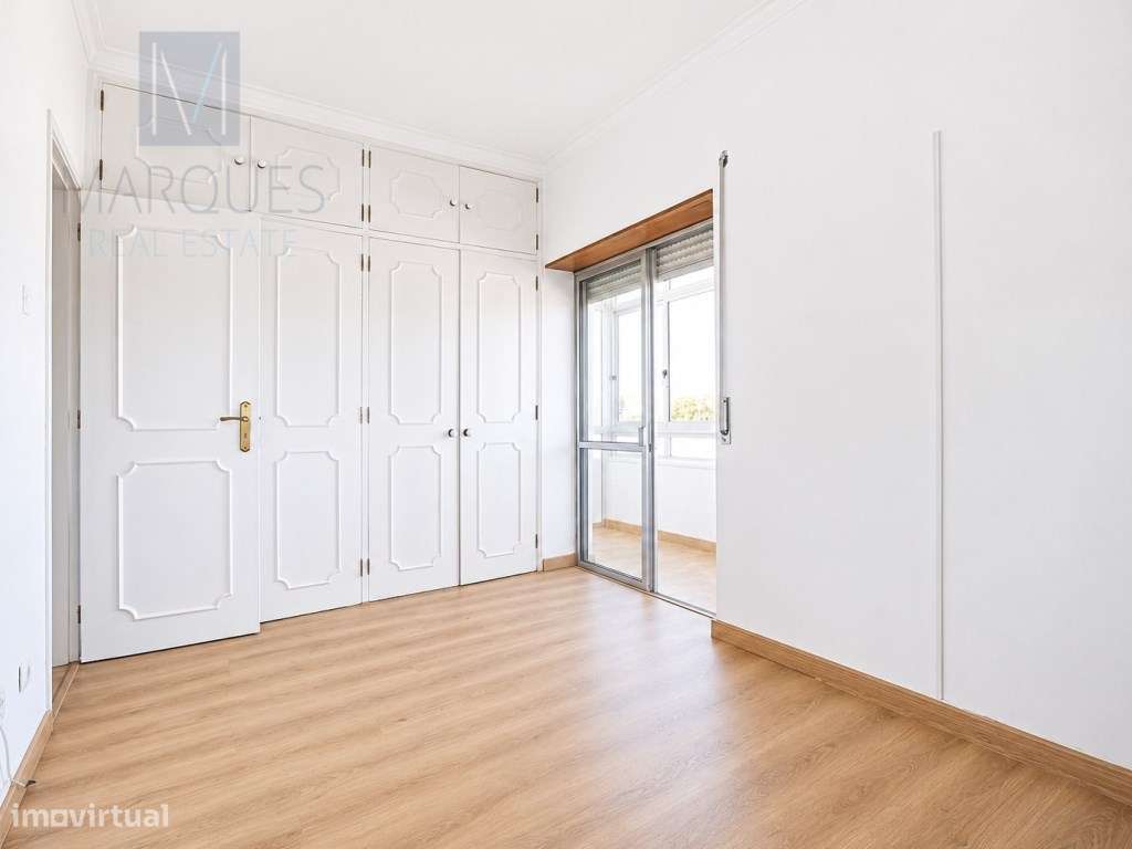 Apartamento T3 em Almada-21