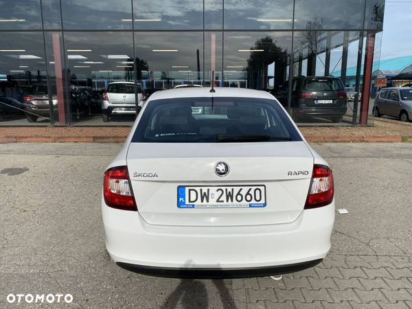 Skoda RAPID 1.0 TSI Ambition - 12