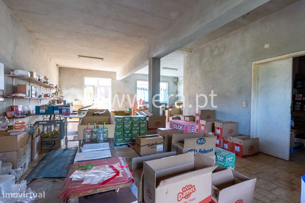 Moradia em Moledo com Vistas Deslumbradas!-12