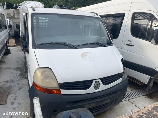 Dezmembrez Renault Master 2.5 d platforma sau microbuz an 2007 - 2