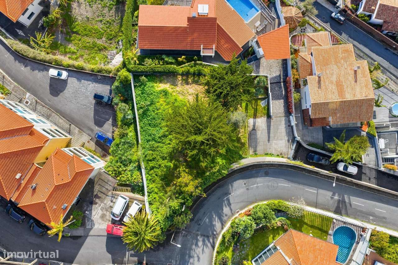 Terreno com Projeto Aprovado e Vista Oceano | São Gonçalo, Funchal-7