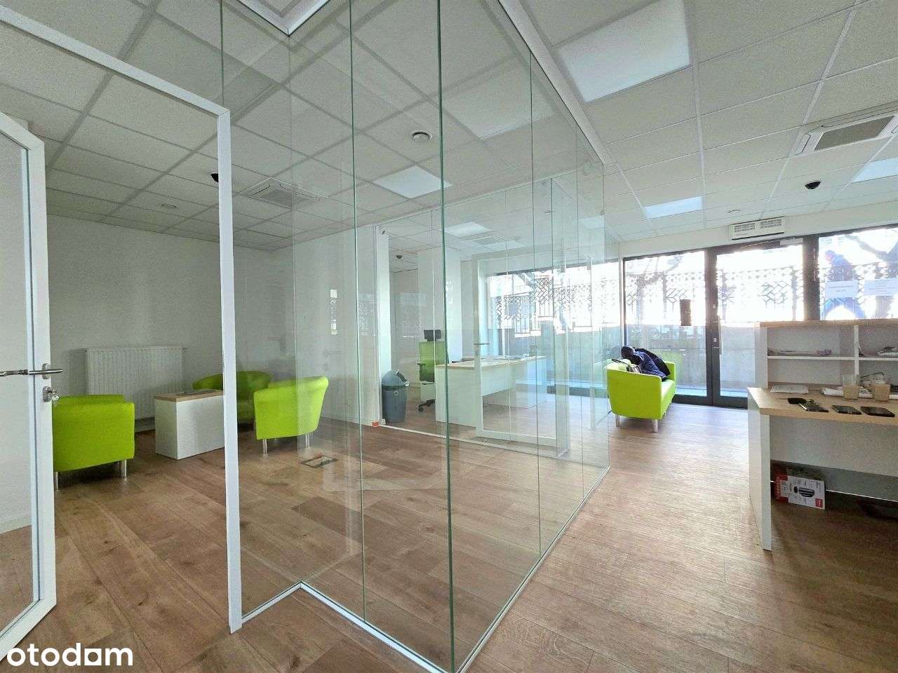 Nowoczesny lokal do wynajęcia w centrum Kielc - Pełny obrazek: 5/13