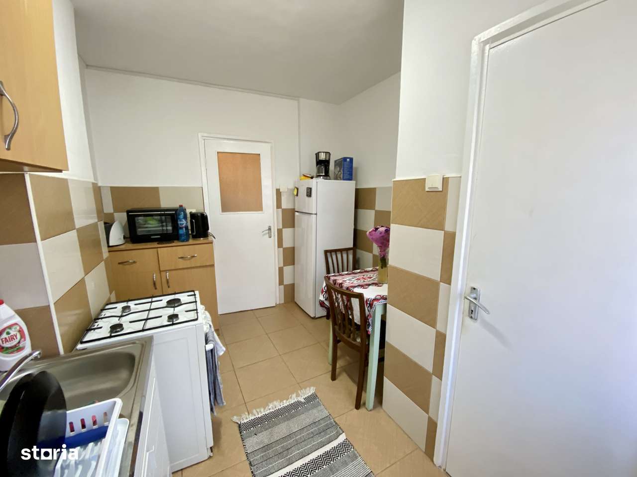 Apartament  cu 2 camere - balcon, camara, debara - etaj 2 - Rahovei-13