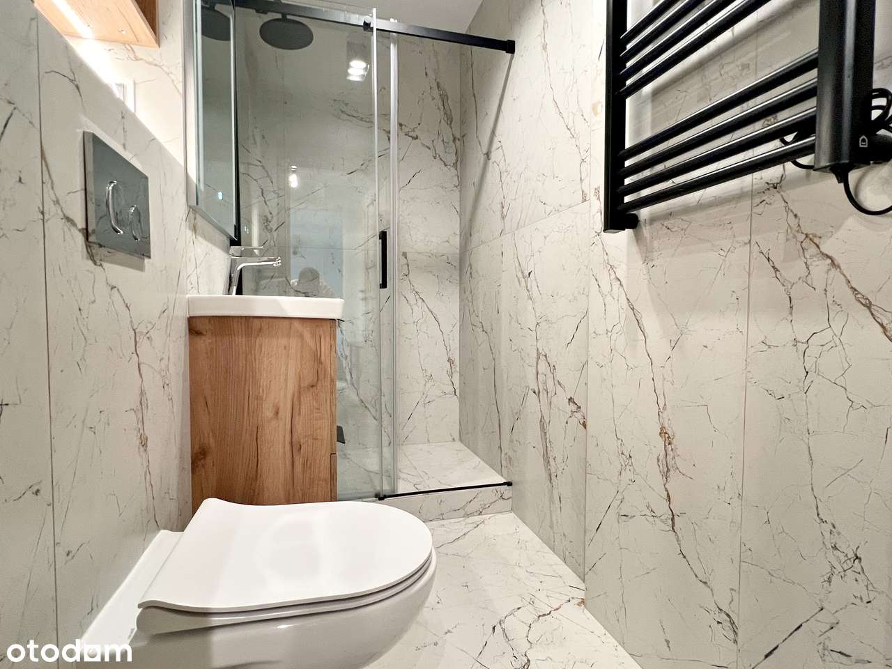 Parking, światło, zieleń – mieszkanie po generalnym remoncie-11