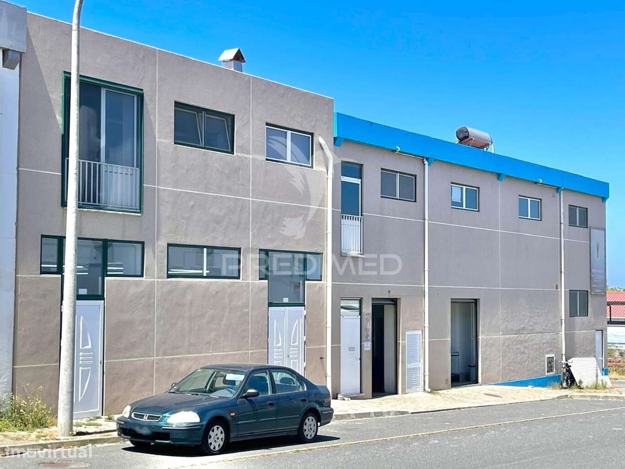 Armazém e loja comercial (comércio de marisco) - Grande imagem: 4/38