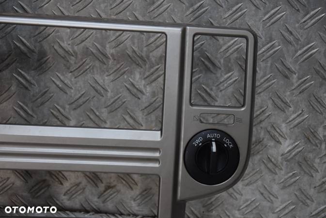 NISSAN X-TRAIL T30 RAMKA RADIA KRATKA PANEL - 3