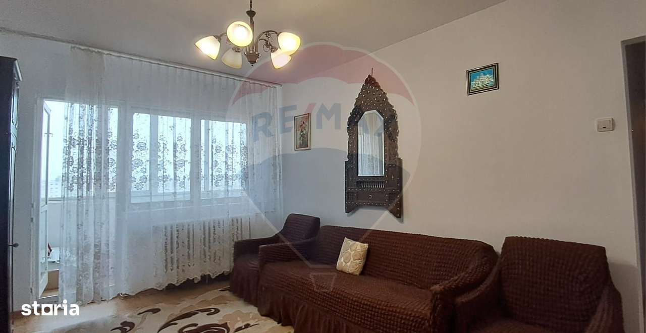 Inchiriere apartament 4 Camere decomandat - Metrou Piata Victoriei - Imagine principală: 5/19