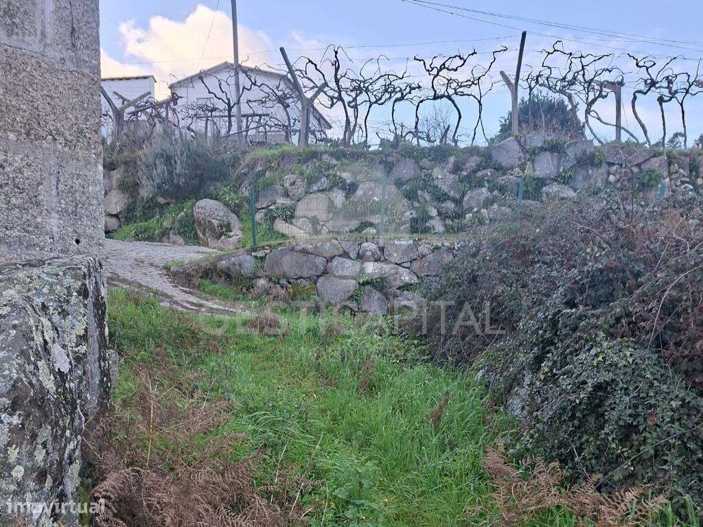 Moradia para reconstrução em São Tomé de Covelas, Baião-14