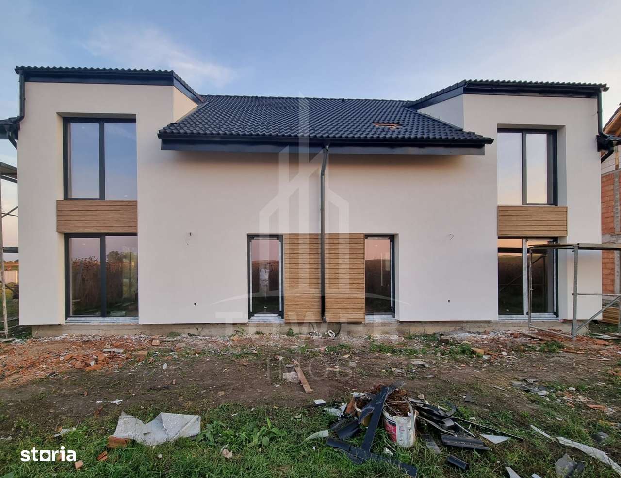 Casă Tip Duplex INDEPENDENTĂ ENERGETIC - Cartier NOU-3