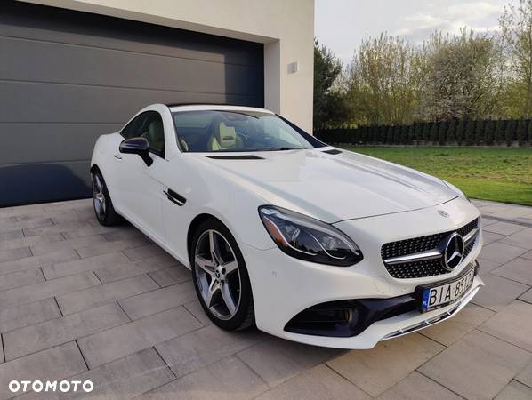 Mercedes-Benz SLC 300 9G-Tronic - 11