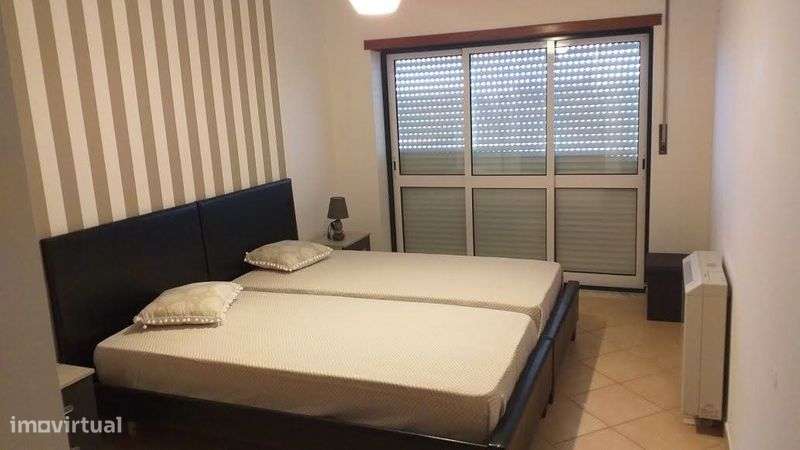 Apartamento T3 ,2 andar e último engloba 2 apartamentos,3 quartos 3 wc - Grande imagem: 5/8