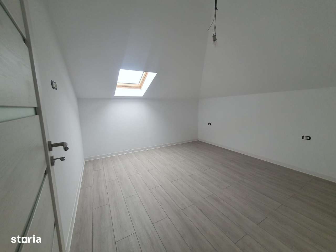 PROPRIETAR! Duplex Remetea Bucovat P+M Pret 104.9000 Euro-10