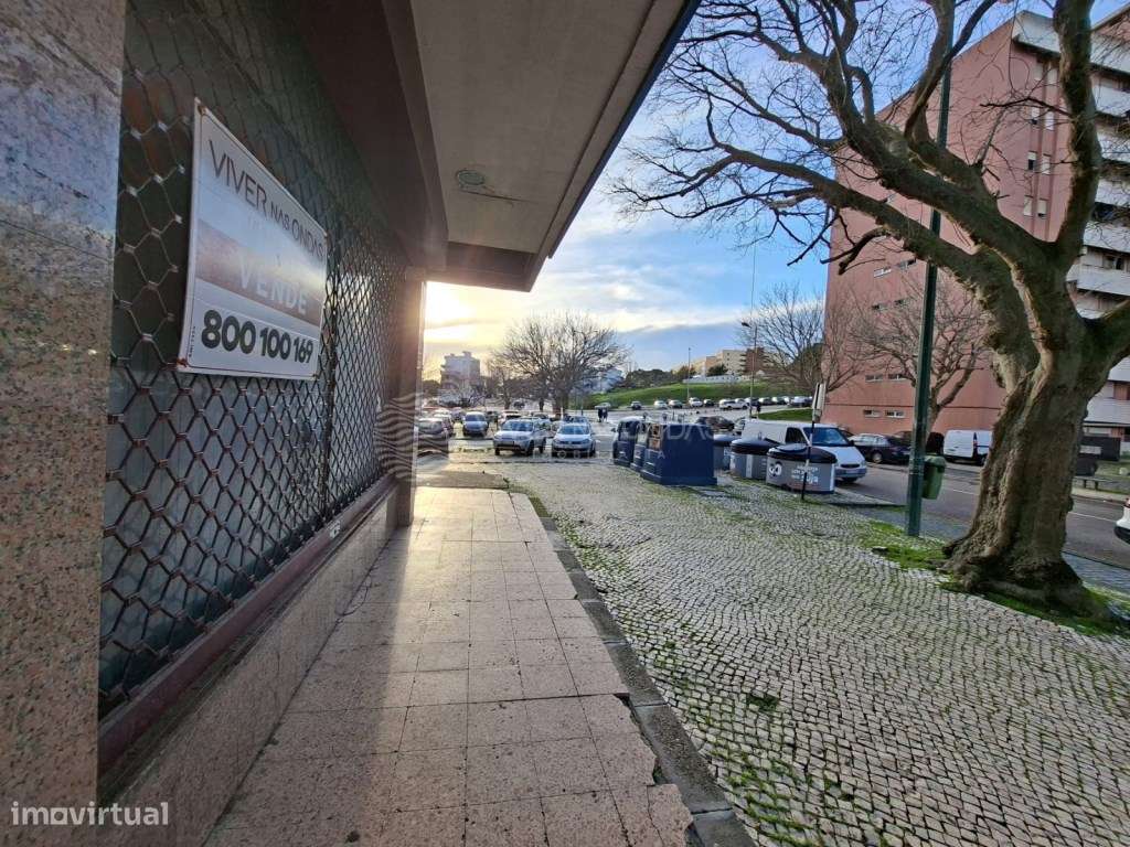 Loja versátil de 141 m² - 3 frações independentes interligadas - Grande imagem: 2/23