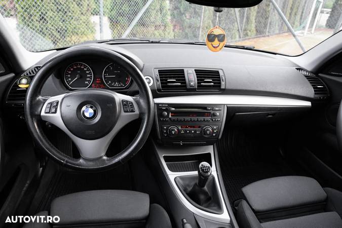 BMW Seria 1 120d - 15