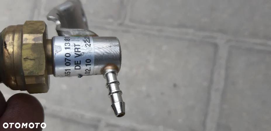 Mercedes W204 kombi czujnik ciśnienia paliwa 6510701381 - 3