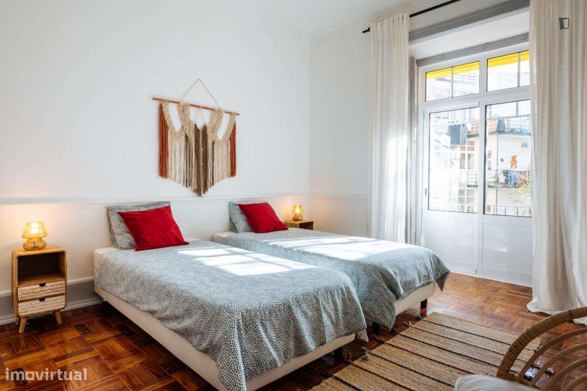 Quarto - localizado em Arroios Lisbon - Grande imagem: 4/10