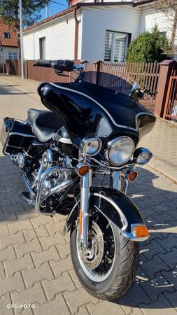 Harley-Davidson FLHS Electra Glide - 13