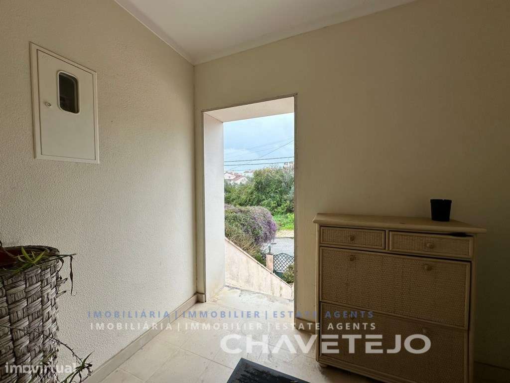 Duplex com 2 garagens e pátio com churrasqueira a poucos minutos da...-14