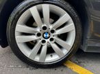 BMW 318 d LifeStyle - 25