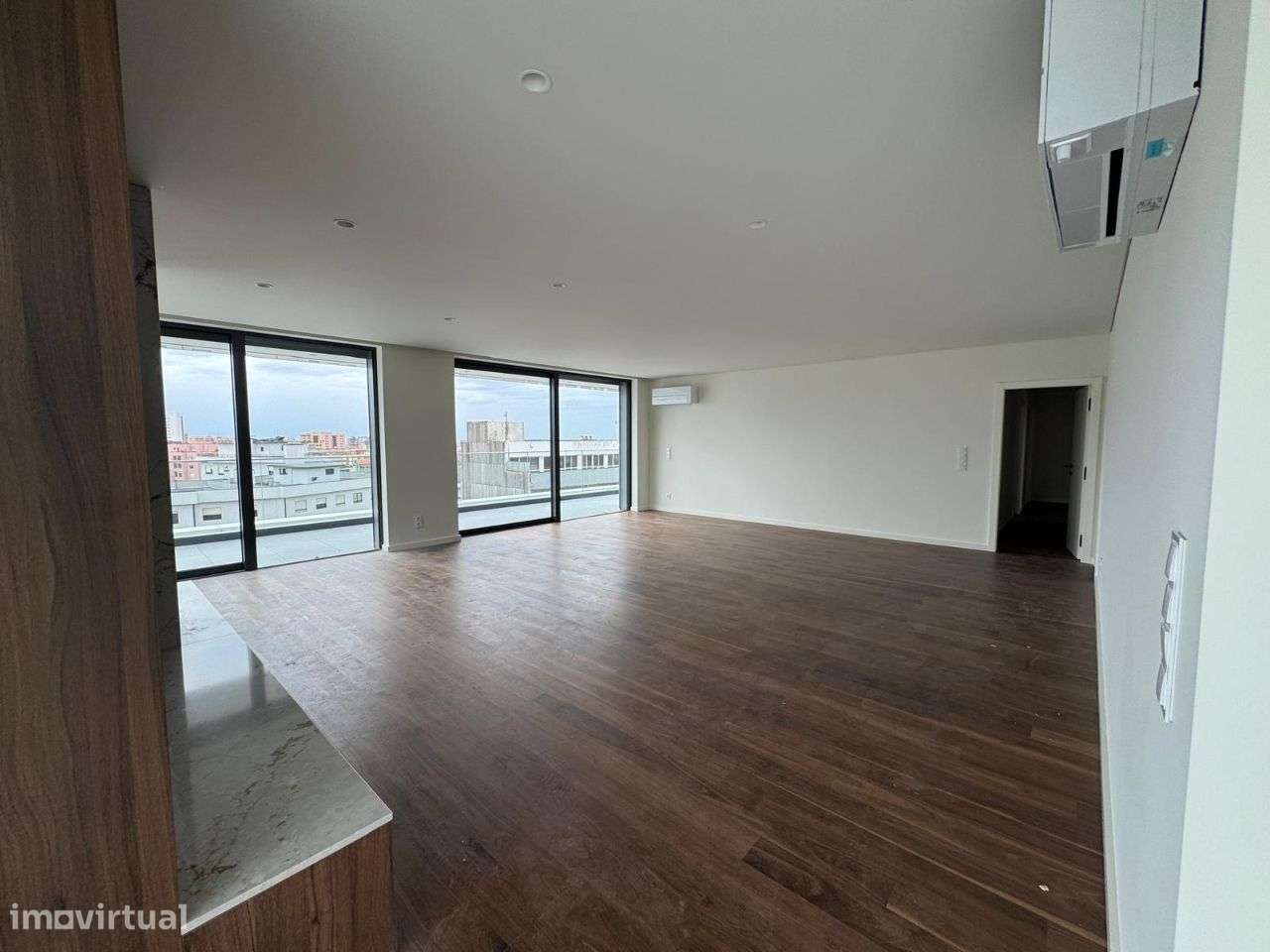 T4 Penthouse Gaia - Último Piso - Novo -Terraço 492 m2 Metro João Deus-17