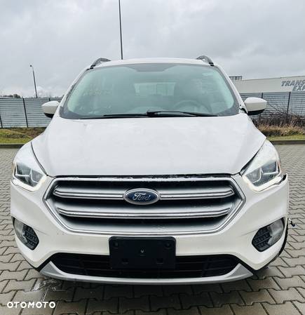 Ford Escape 2.0 EcoBoost AWD Titanium - 18