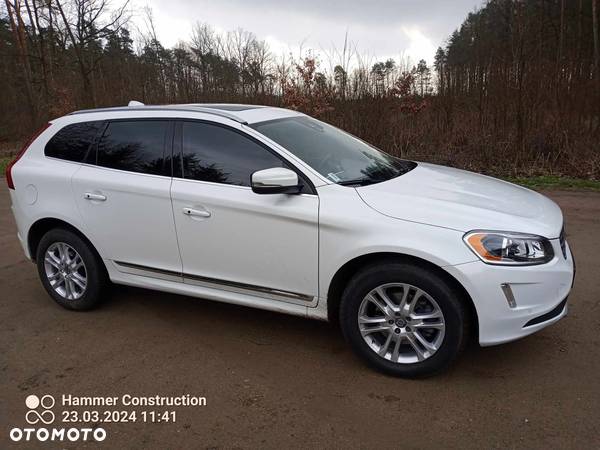 Volvo XC 60 T5 AWD Drive-E R-Design Momentum - 14