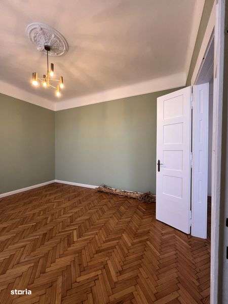 Apartament 3 camere Ultracentral de Inchiriat - Oradea - Imagine principală: 4/8