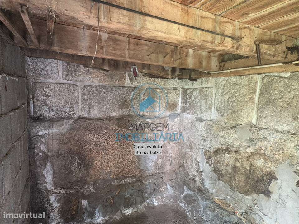 Terreno construção e cultivo – 6000m2 c/moradia devoluta-13